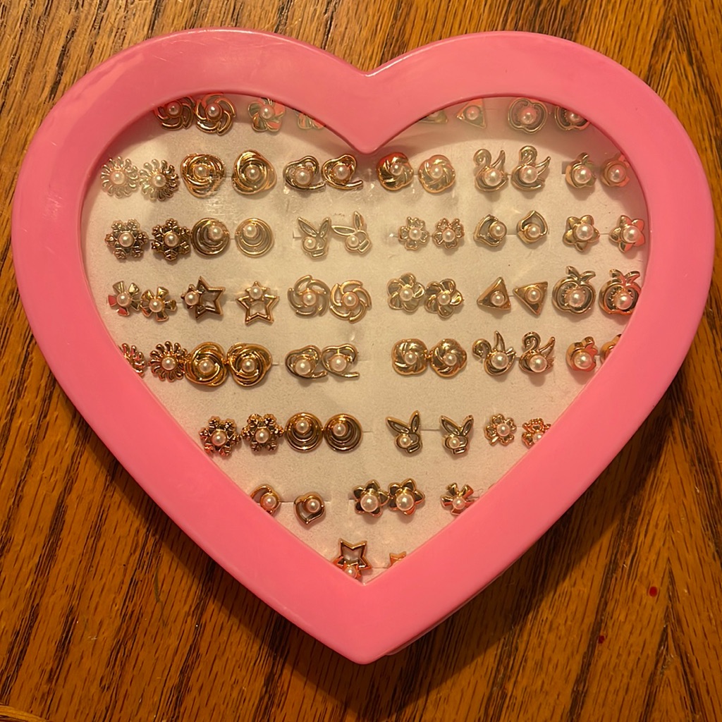 New Shein 36 Pairs Of Pierced Earrings